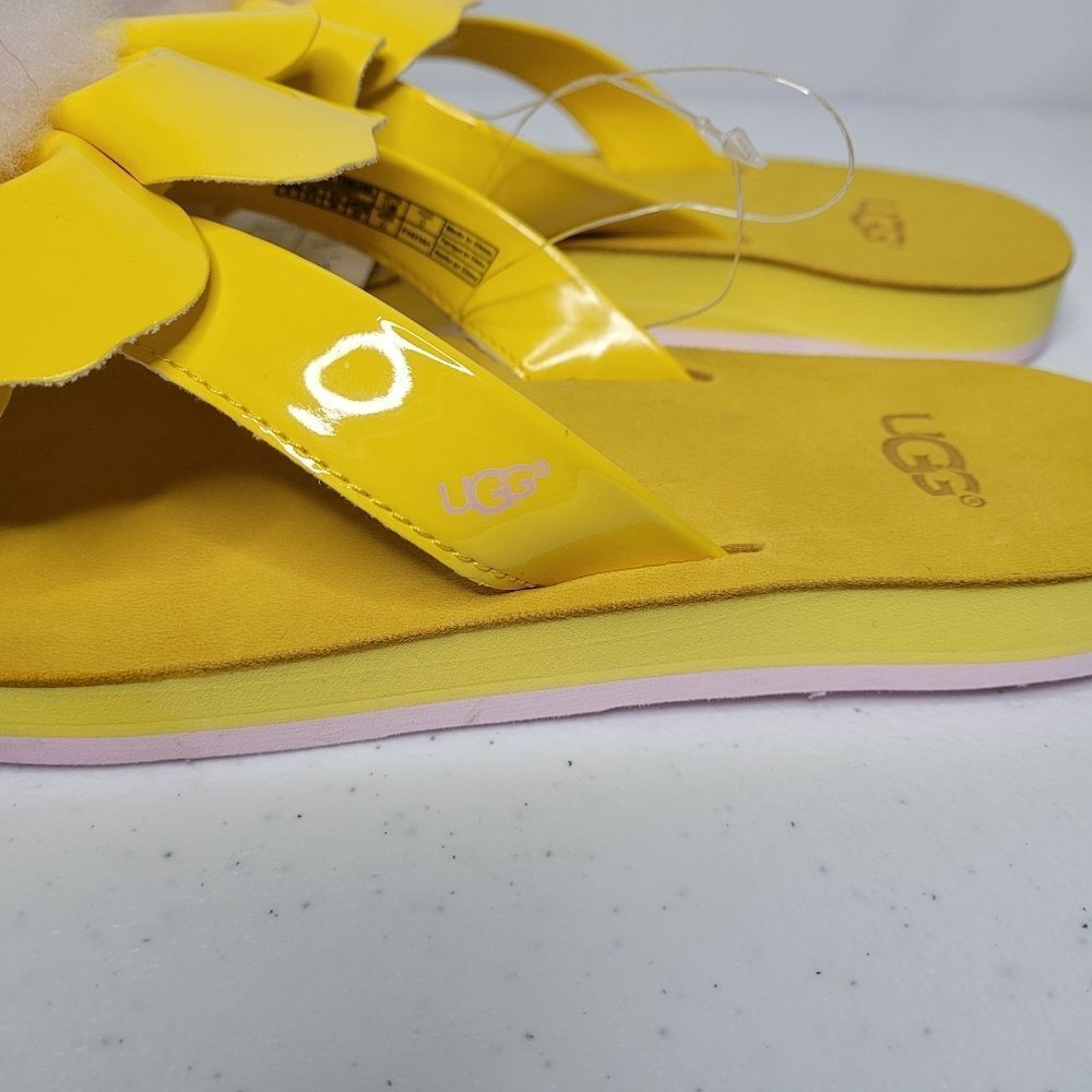 UGG Poppy Pom Pom Flip Flop Sandals - Picture 2 of 7